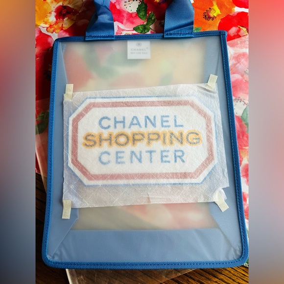Tote Jelly Bag Vintage 2014 Paris Week.  Has Chanel storage bag included - Picture 4 of 7